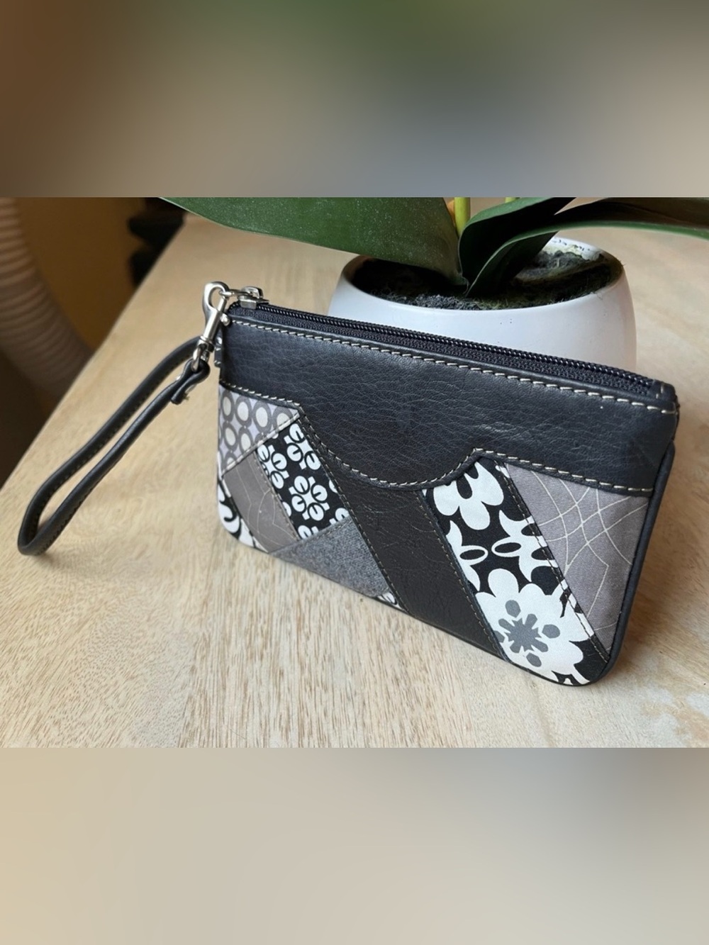 FOSSIL Wristlet leather and fabric patchwork wristlet, Never Used